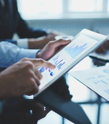 Business owner choosing the best digital marketing company – DigitalTaken